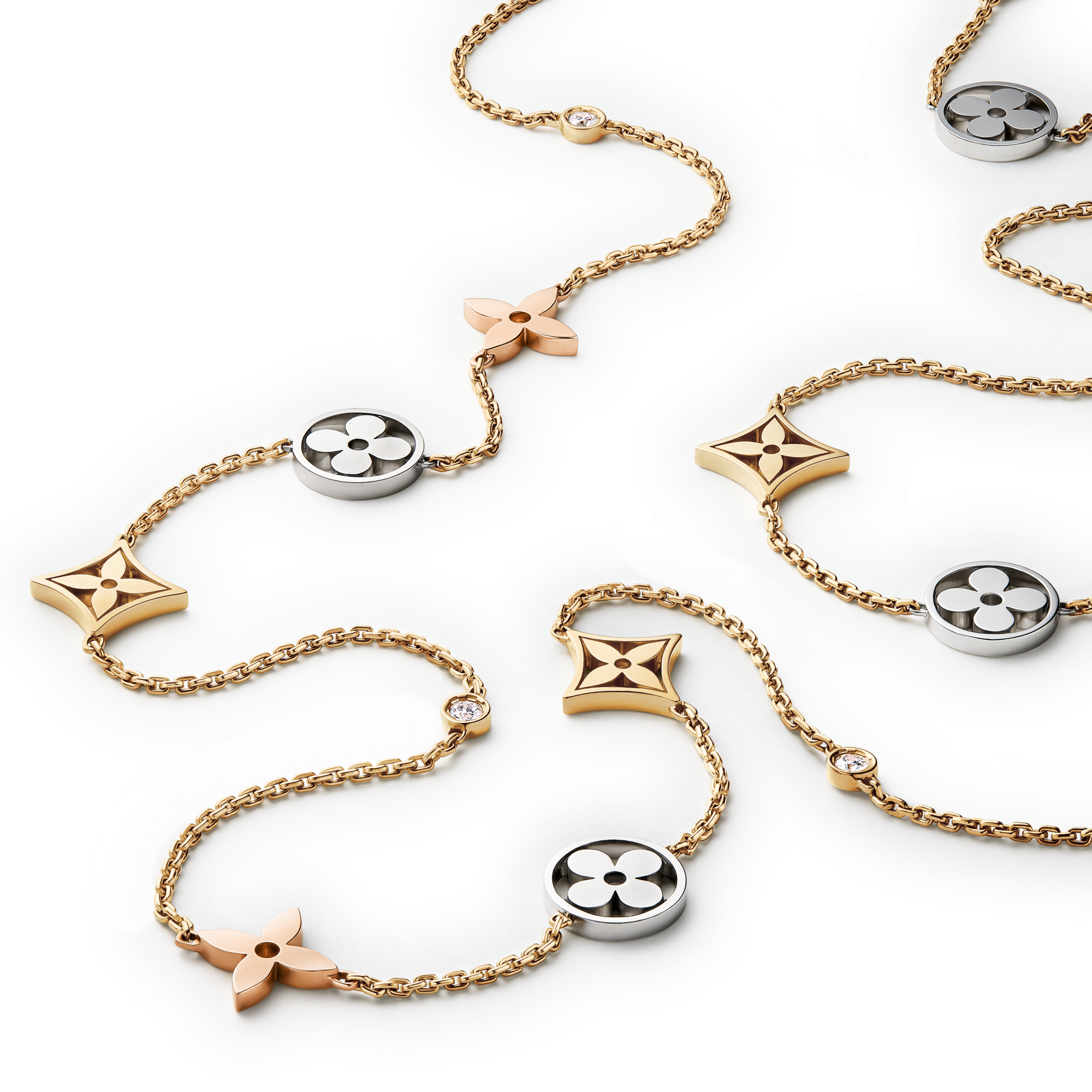 Idylle Blossom sautoir, 3 golds and diamonds - Categories | LOUIS